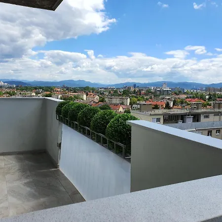 Apartamento Sky View Liubliana